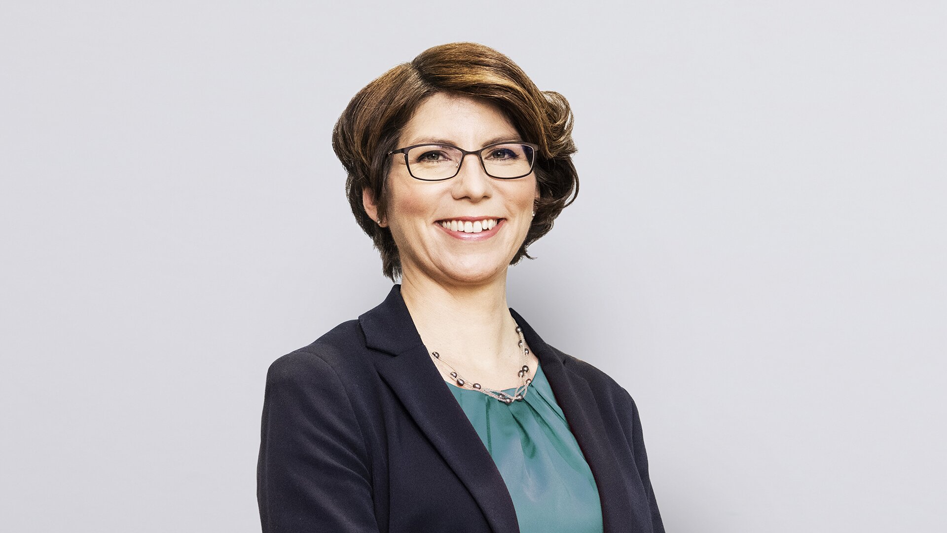 Julia Macharey Highlight Lift.jpg